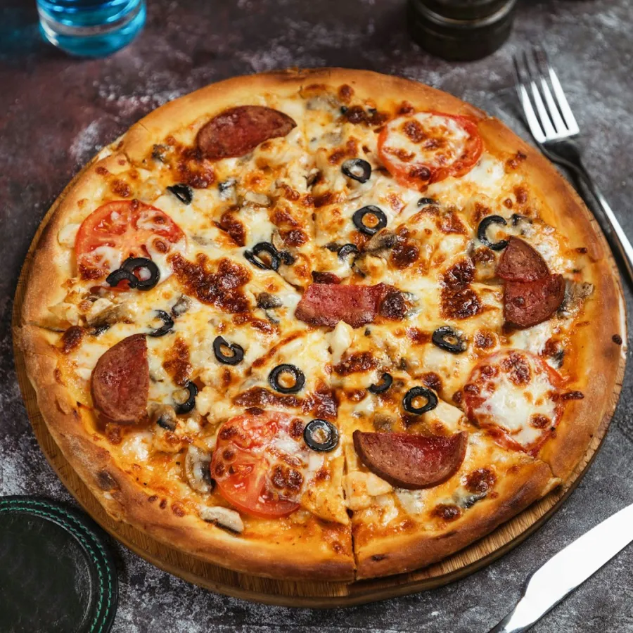 Beef Cheese Pizza
