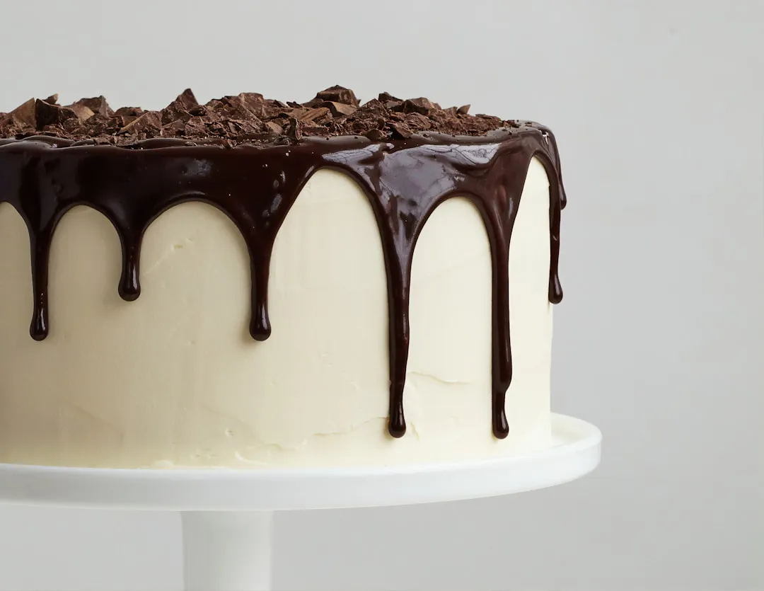 Choco Fantasy Cake (Premium)