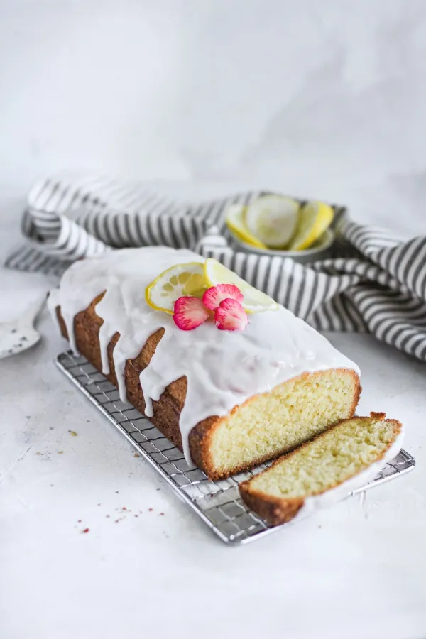 Lemon Cake (Popular)