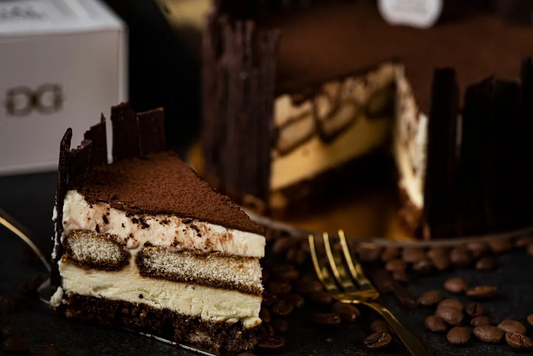 Tiramisu Cake (Exclusive)